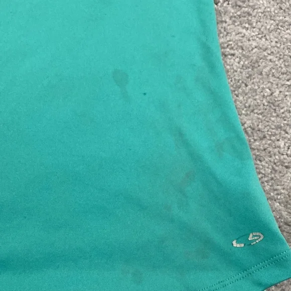 Old Navy and Champion Exercise Shirts (2) - Picture 6 of 13